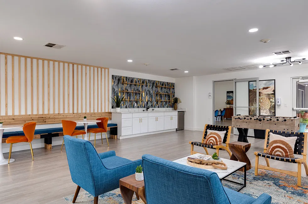 Oasis Palms — Photo 2