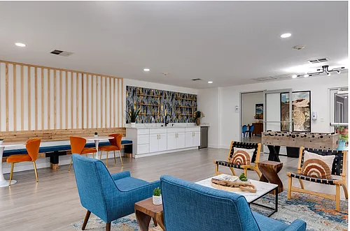 Oasis Palms Photo 1