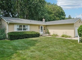 2414 Jonquil Rd, Madison, WI 53711