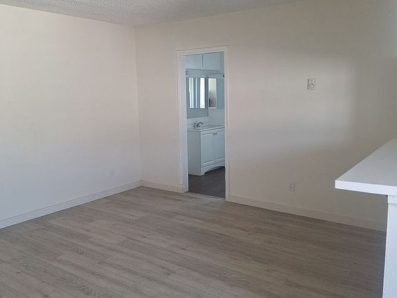 4th image of 8615 Columbus Ave #33