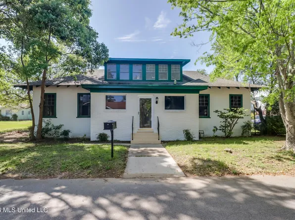 131 Suter Pl, Biloxi, MS 39530