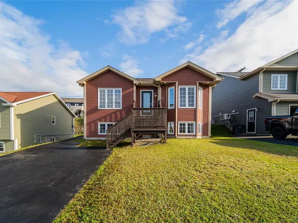33 SGT Donald Lucas Drive, Paradise, NL A1L0W7