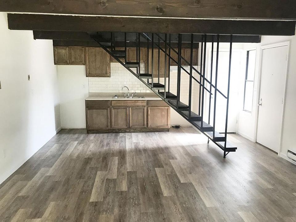 1st image of 1115 Hollander St APT C