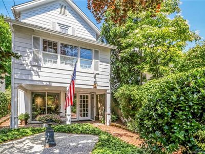 500 Pequot Ct, Southport, CT, 06890