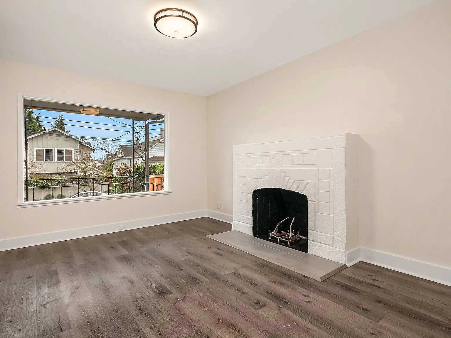 2 bed, 970 sqft, $2,625 — Photo 2