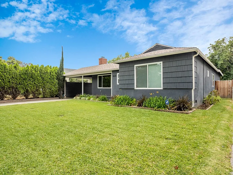 6633 Costello Ave — Photo 27