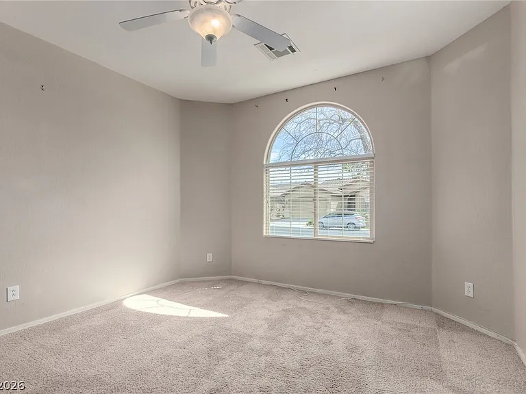 6092 Fox Creek Ave — Photo 31