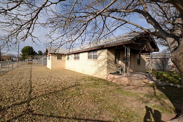 2nd image of 1420 W 10th St