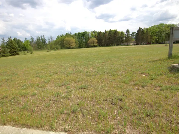 455 Norway Ct, Staples, MN 56479