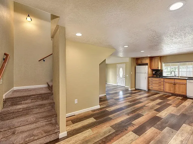 4524 Salmon Falls Rd — Photo 11