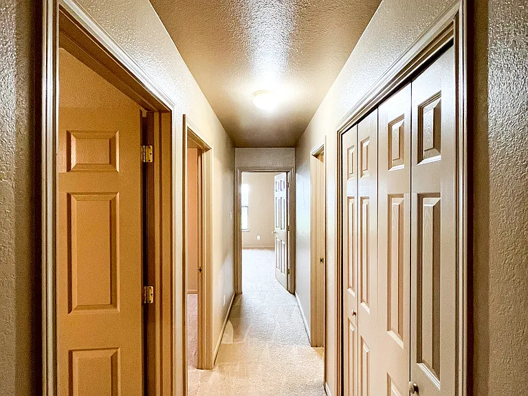1305 Nicholas Cir #A — Photo 14