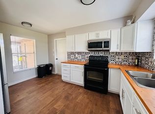 27064 Omni Ln, Punta Gorda, FL 33983