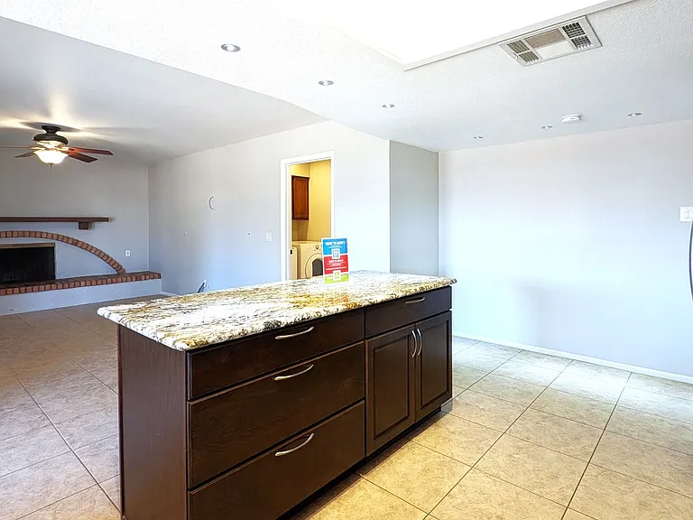 2431 W Plata Ave — Photo 14