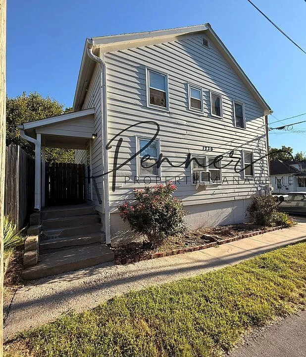 1230 W Ruby Ave #1