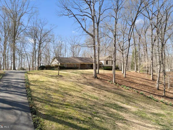 2921 Cedarwood Ln, Dunkirk, MD 20754