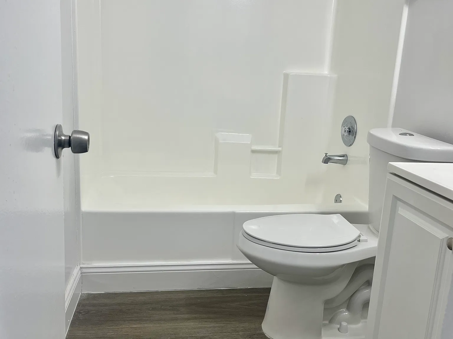 2 bed, $2,210 — Photo 2
