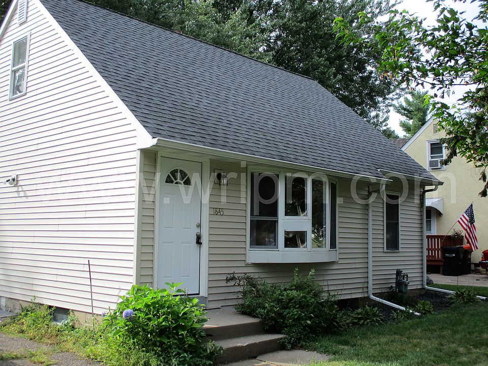 1st image of 1845 Barclay St N