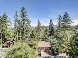 1062 Jungfrau Dr, Crestline, CA 92325