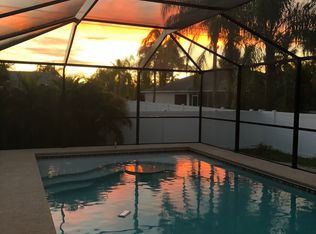 710 SW 8th Ct, Cape Coral, FL 33991