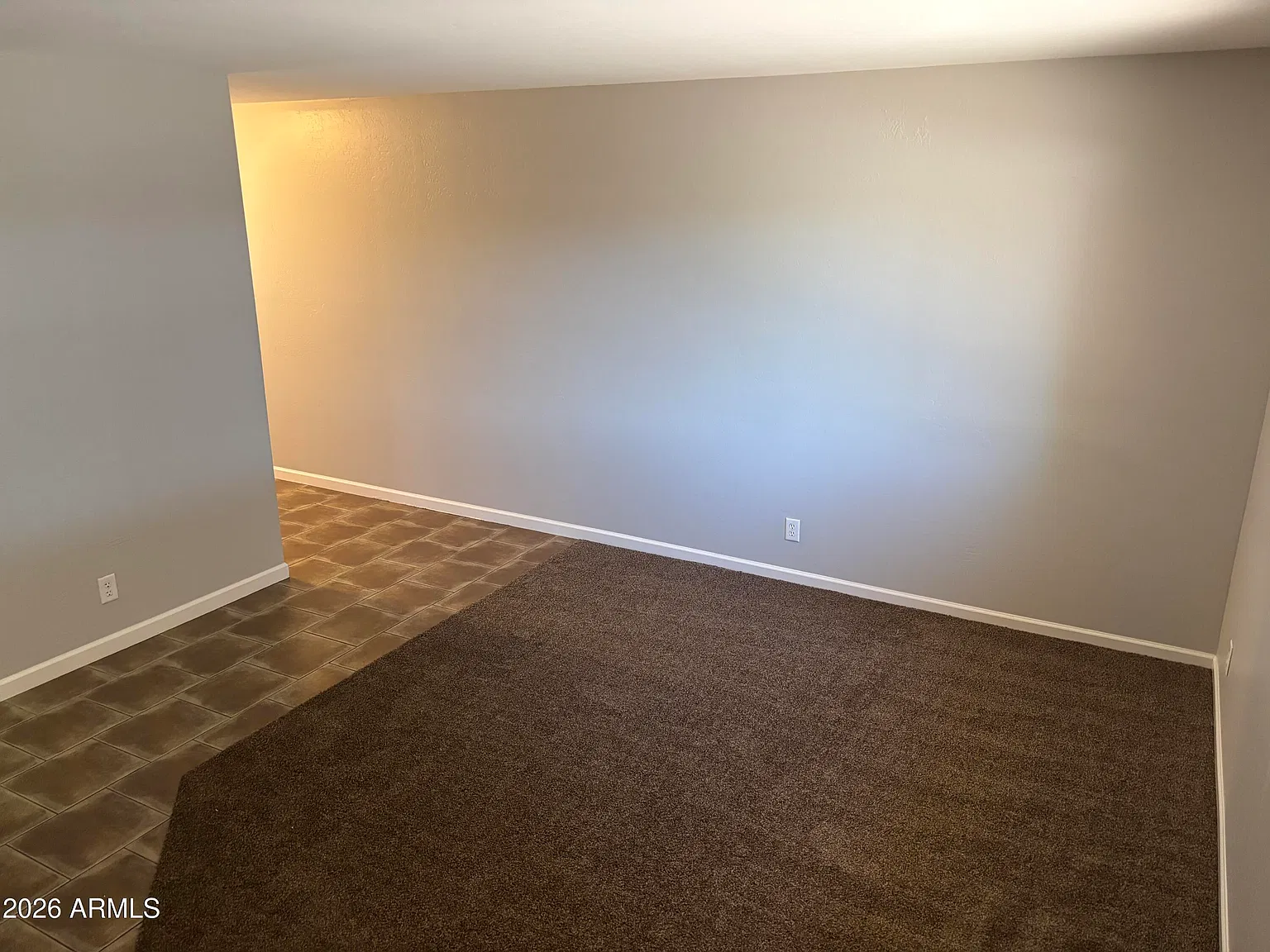 2 bed, 1.0 bath, 980 sqft, $1,300 — Photo 2