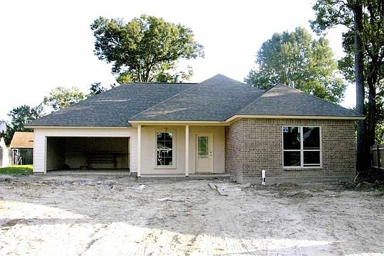 1st image of 1590 Heartwood Dr