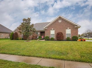 5526 Raintree Rdg, Jeffersonville, IN 47130