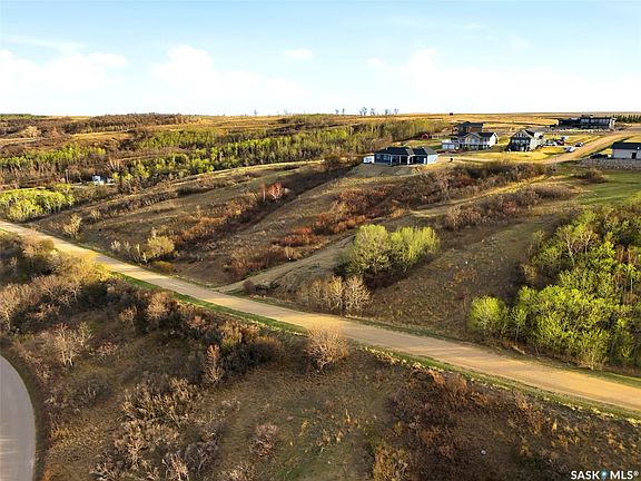 3rd image of 625 Berry Hills Road