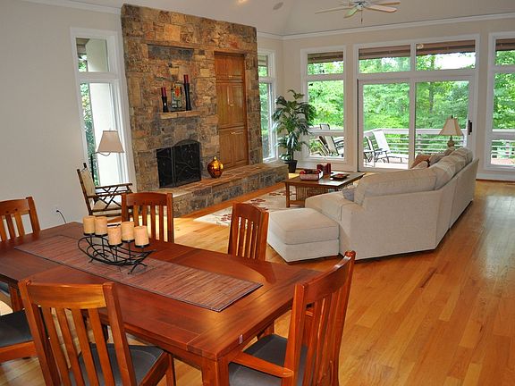 Open Living Room/Dining Room