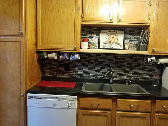 2nd image of 2804 Willow Ave