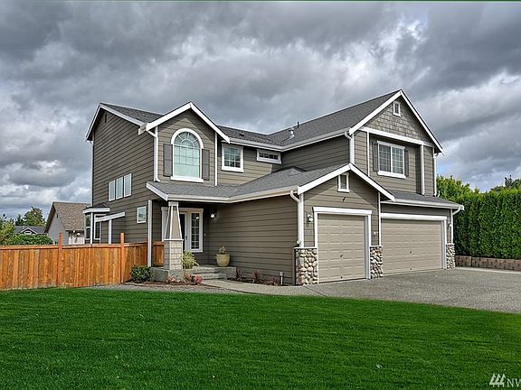 2nd image of 10907 34th Pl NE