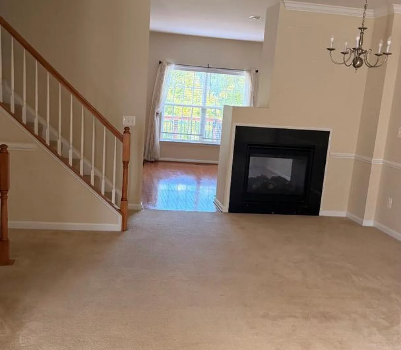 4 bed, 3.5 bath, 2320 sqft, $2,850 — Photo 4