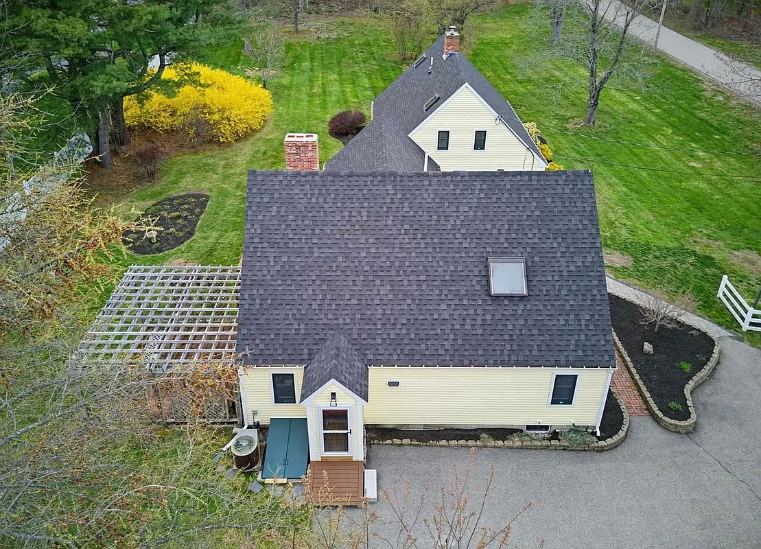 3 bed, 3.0 bath, 1816 sqft, $3,800 — Photo 4