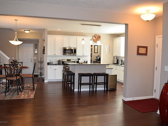 5th image of 3038 E Hamlet Cir