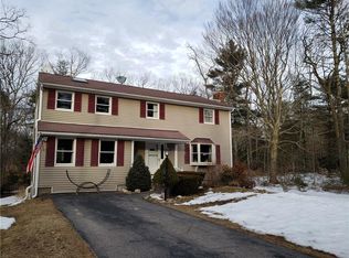 44 Baker Pine Rd, Richmond, RI 02898