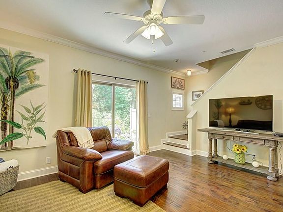 5th image of 506 Reserve Ln