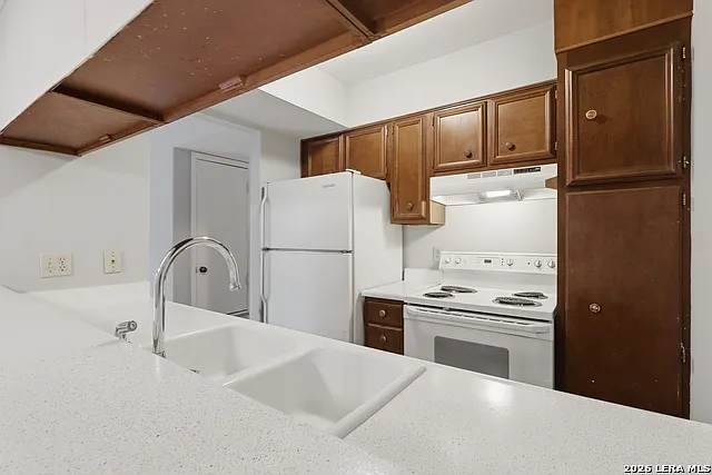 8702 Village Dr #123 — Photo 14
