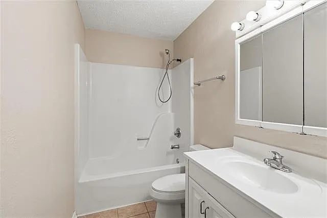 1729 Newport Pl #3 — Photo 10