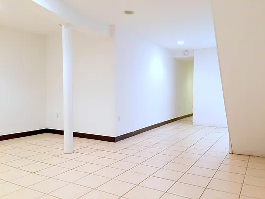 Rented by Douglas Elliman | media 19