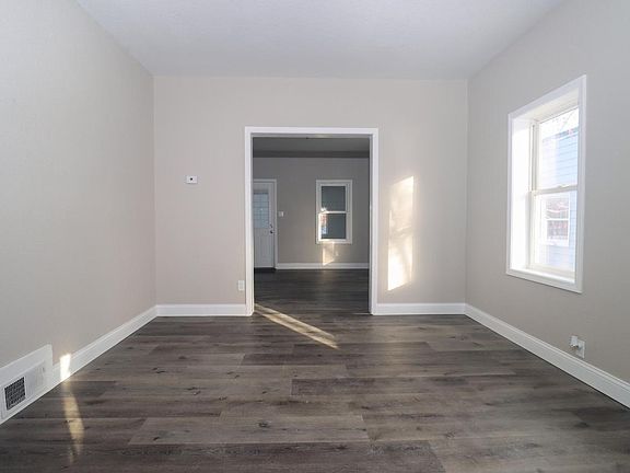 3rd image of 1628 Mead STREET