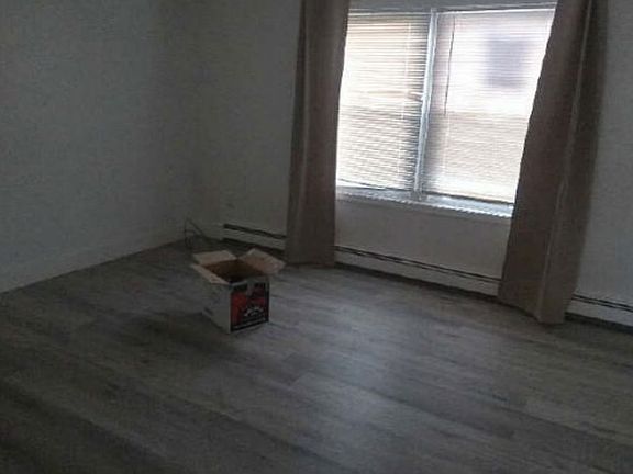 Additional Living Room