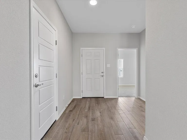 261 Hortus Dr — Photo 30