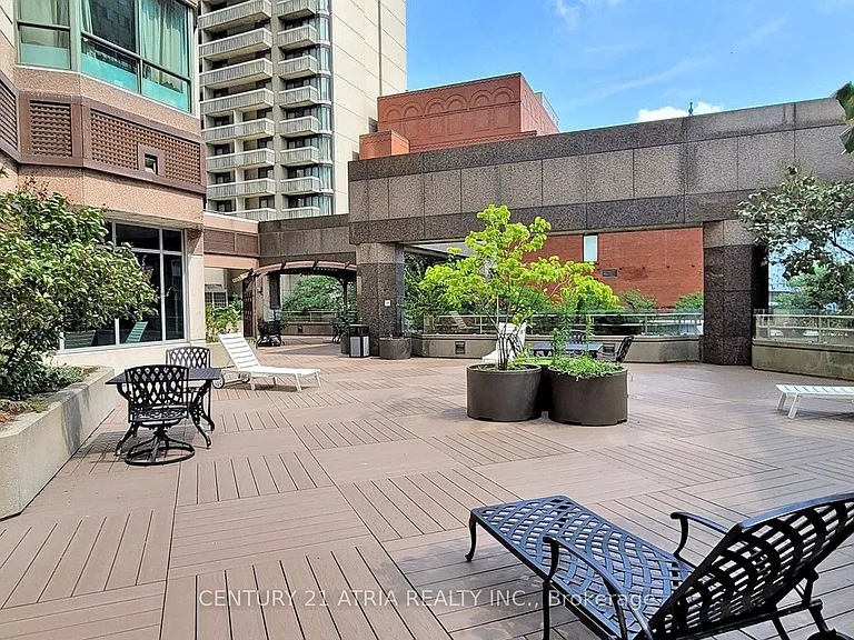 38 Elm St #2715 — Photo 46