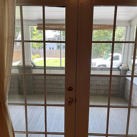 2114 Crescent Ave — Photo 6