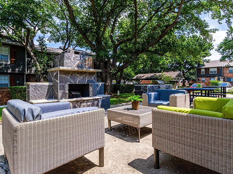 Park City Townhomes in Arlington, TX