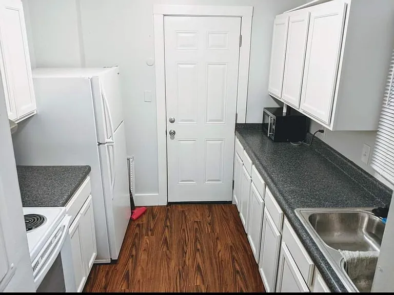 1456 N 5th St #D — Photo 2