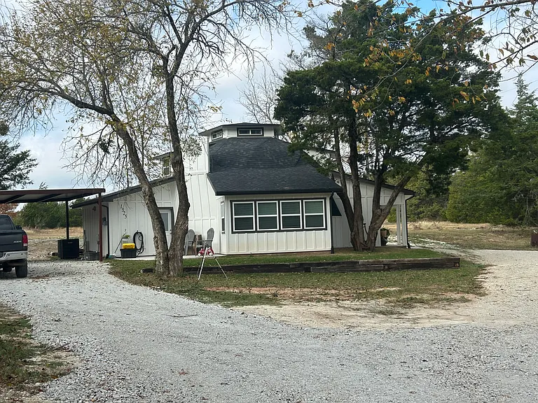 Reynolds Rd — Photo 22