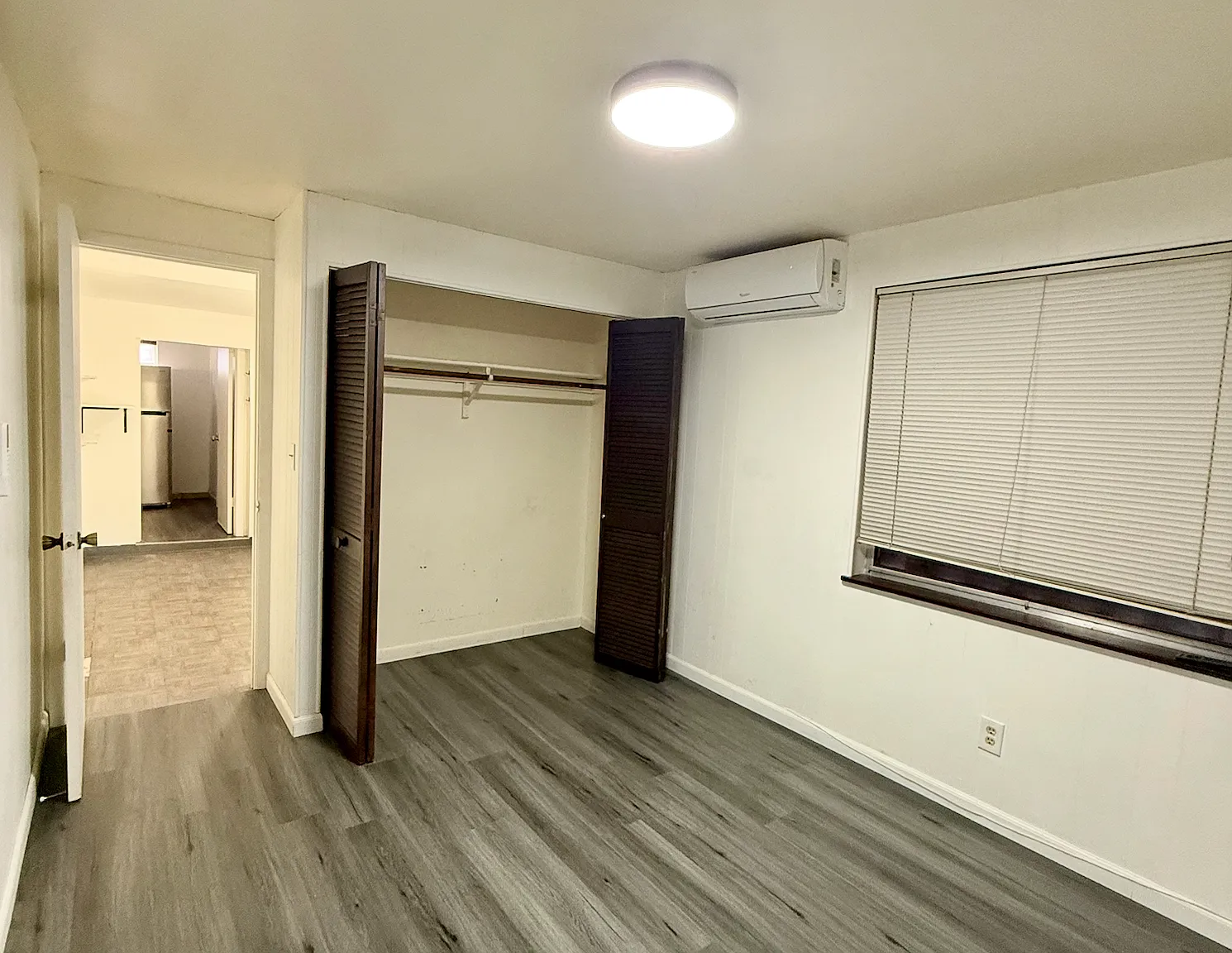 2 bed, 800 sqft, $2,000 — Photo 2
