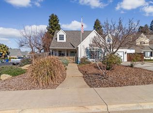 941 N Adler Ave, Clovis, CA 93611