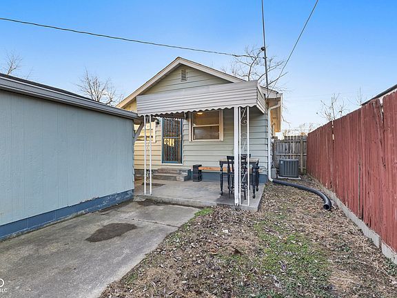 5th image of 1431 N Tibbs Ave