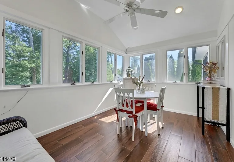 11 Rande Dr — Photo 25